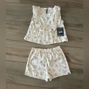 NWT Girls Modern Moments Floral Ruffle Top and Shorts Set - Size 5T